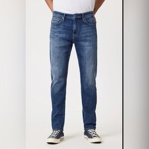 2nwt. Men’s MaviMarcus slim straight jeans